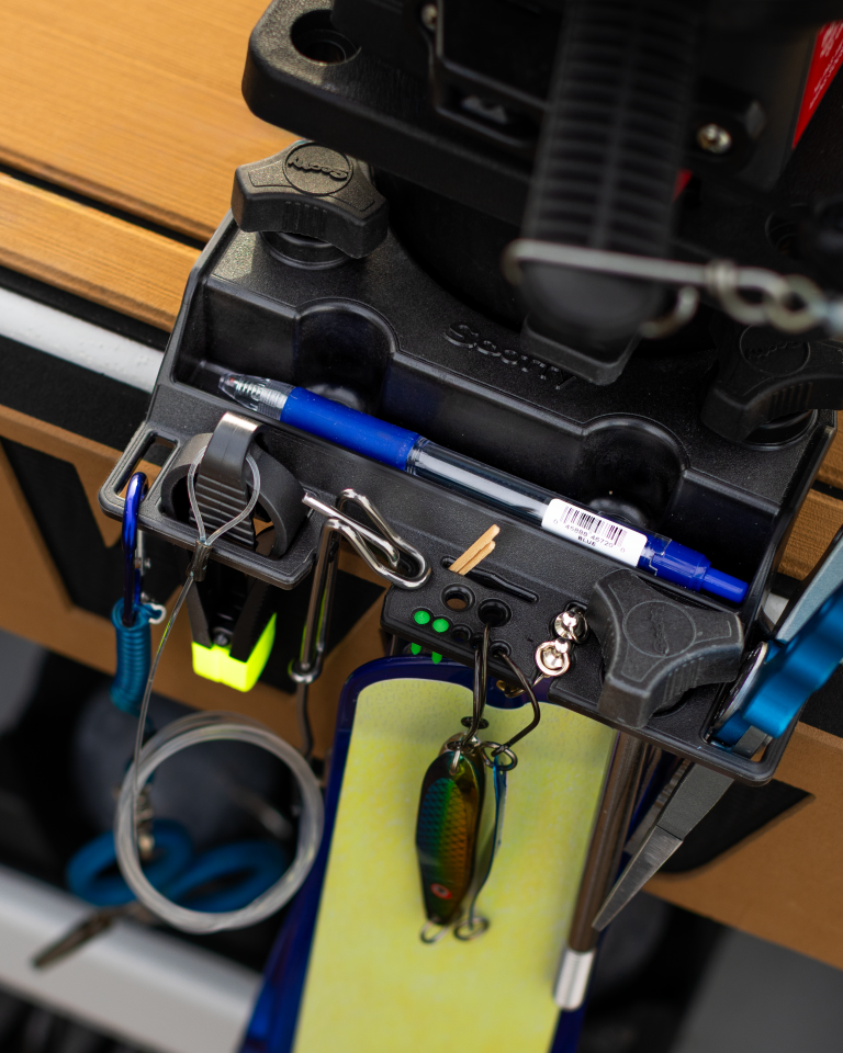 Scotty 450 Downrigger Trolling Caddy