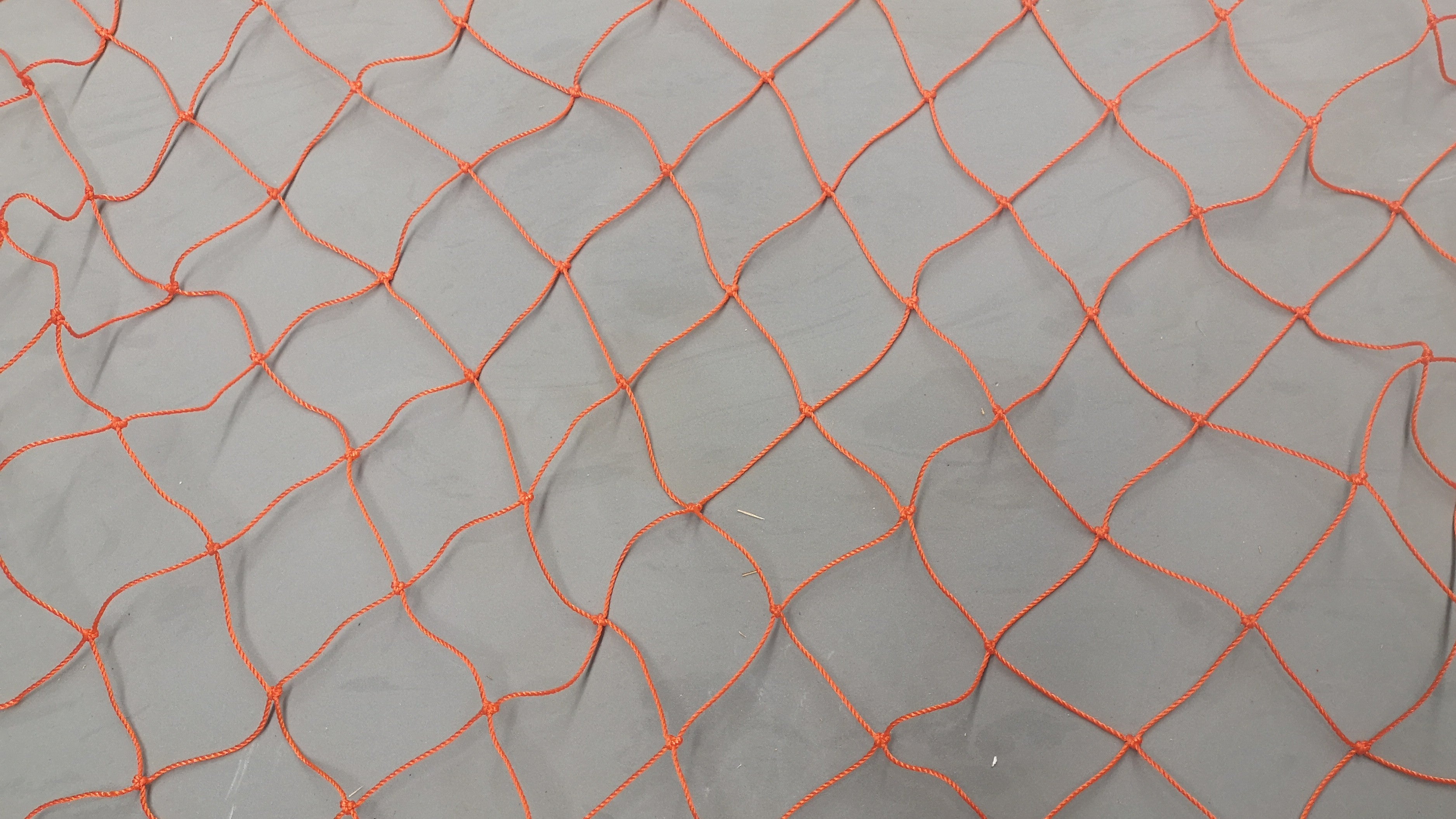 400/39 x 7in x 150md PE Twisted Web (sold by the foot)