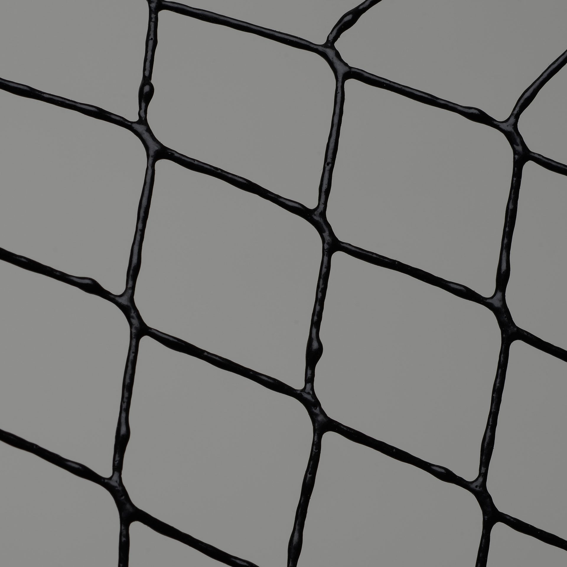 https://pacificnetandtwine.com/cdn/shop/products/coated-netting.jpg?v=1592068089&width=1920